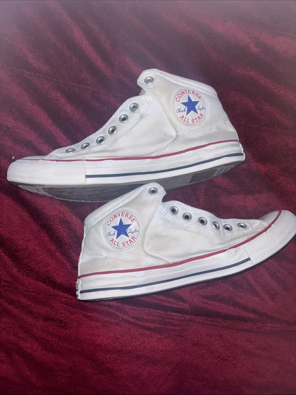 Converse men White High-Top Sneakers with Red Trim